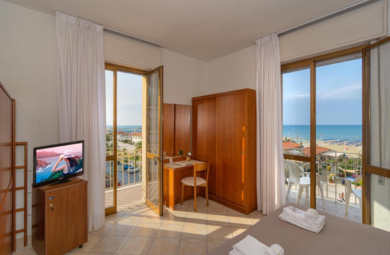 Hotel Brunella Lido di Camaiore