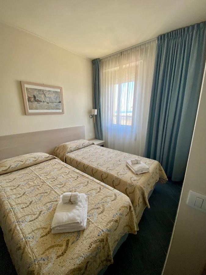 Brunella 3*