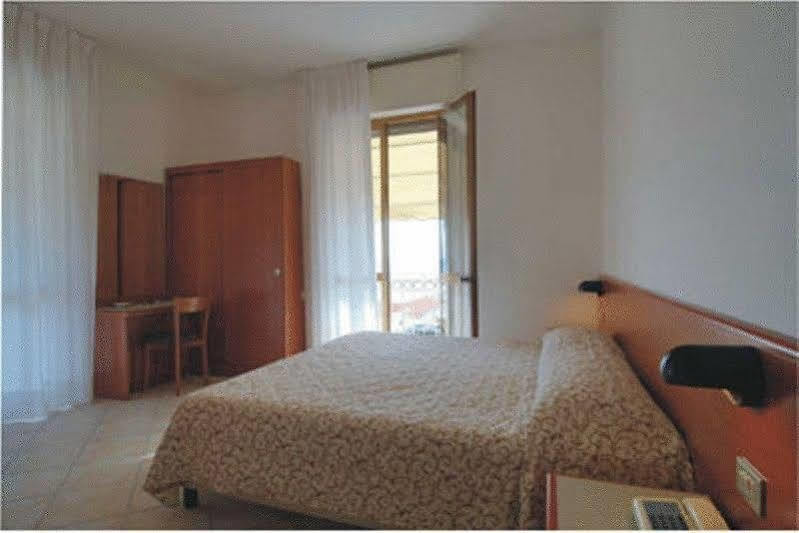 Brunella Lido di Camaiore