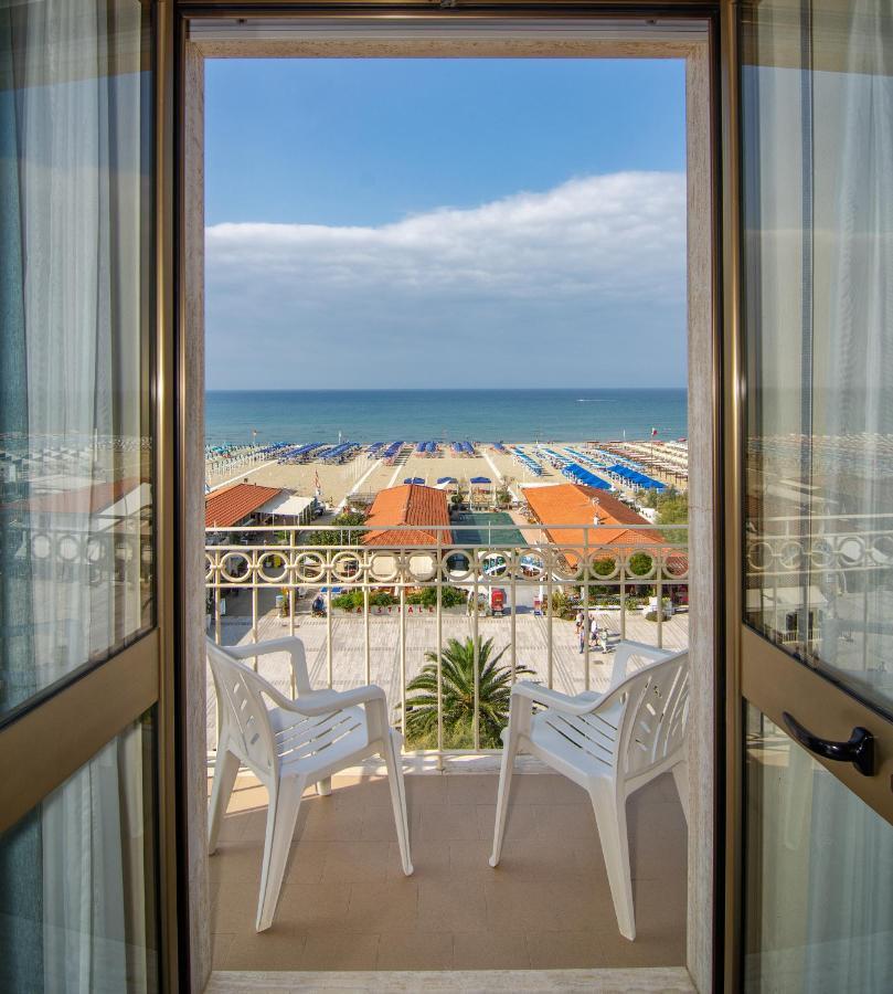 Brunella Hotel Lido di Camaiore