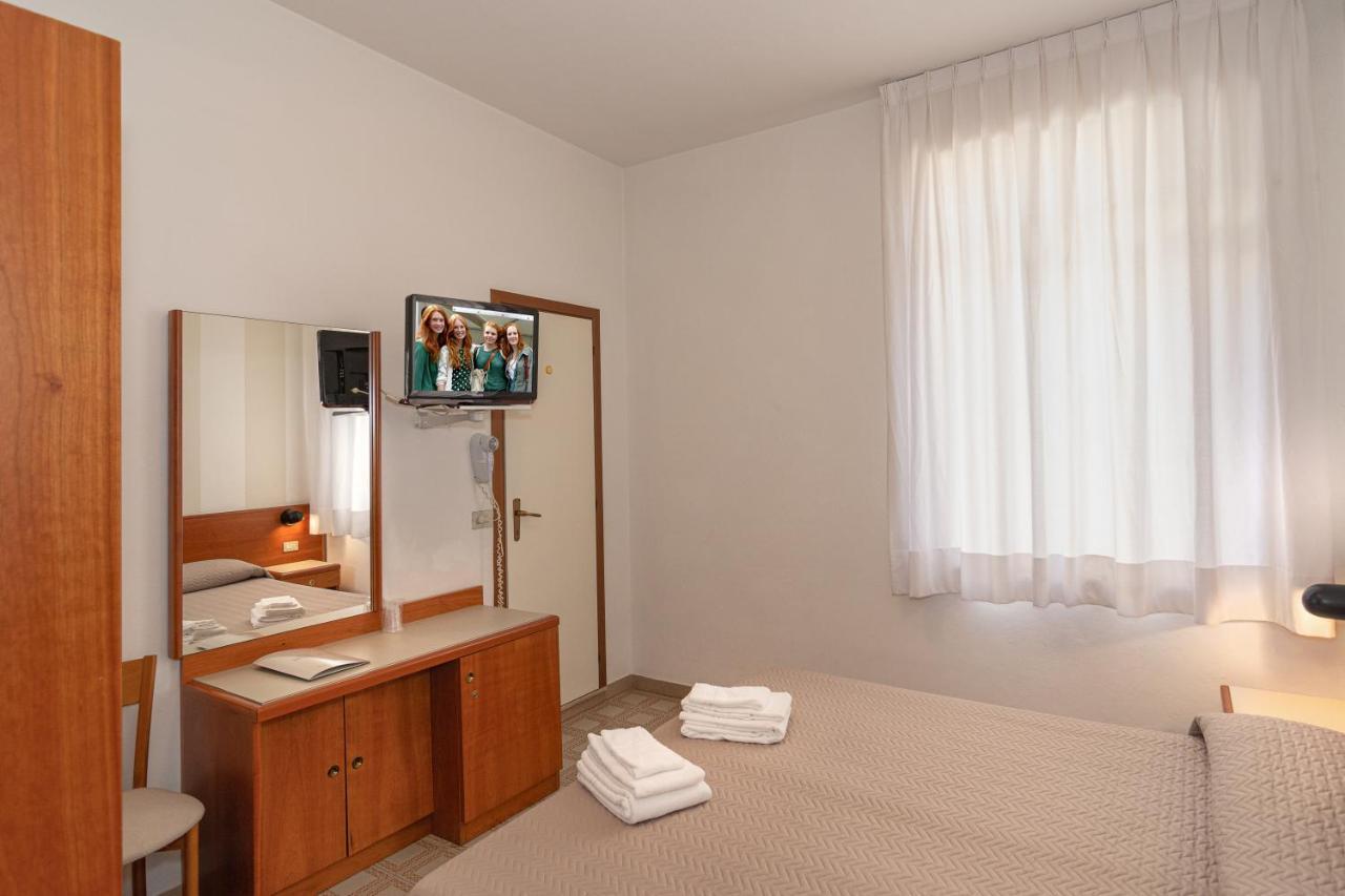 Hotel Brunella 3*