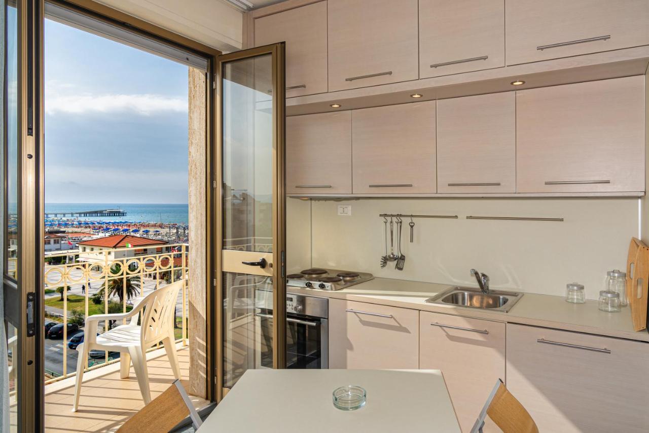 Brunella 3* Lido di Camaiore