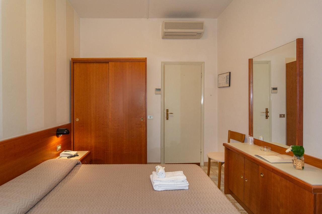 Hotel Brunella 3*